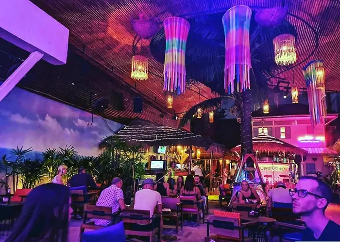 Newhiznap Khaosan - ข้าวสาร กทม Lägenhet Bangkok